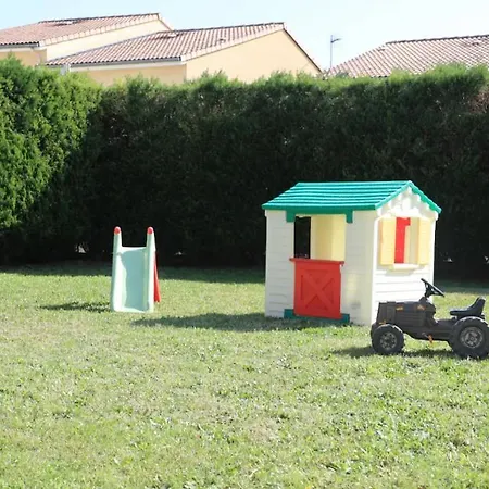 L'olivier Holiday home Montoison